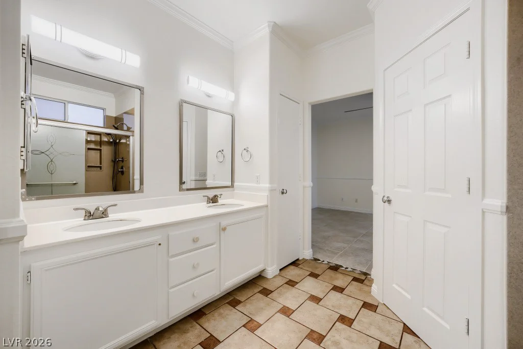10011 Peach Flower, Las Vegas, NV 89147