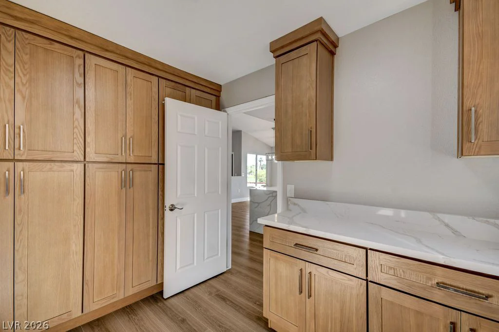 9437 Eagle Valley, Las Vegas, NV 89134