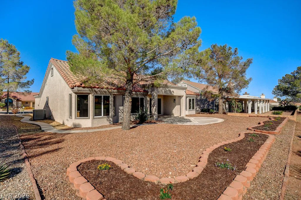 9437 Eagle Valley, Las Vegas, NV 89134