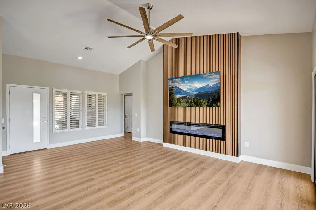 9437 Eagle Valley, Las Vegas, NV 89134