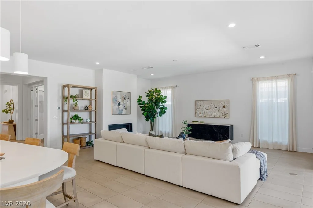3060 Full Lotus, Las Vegas, NV 89138
