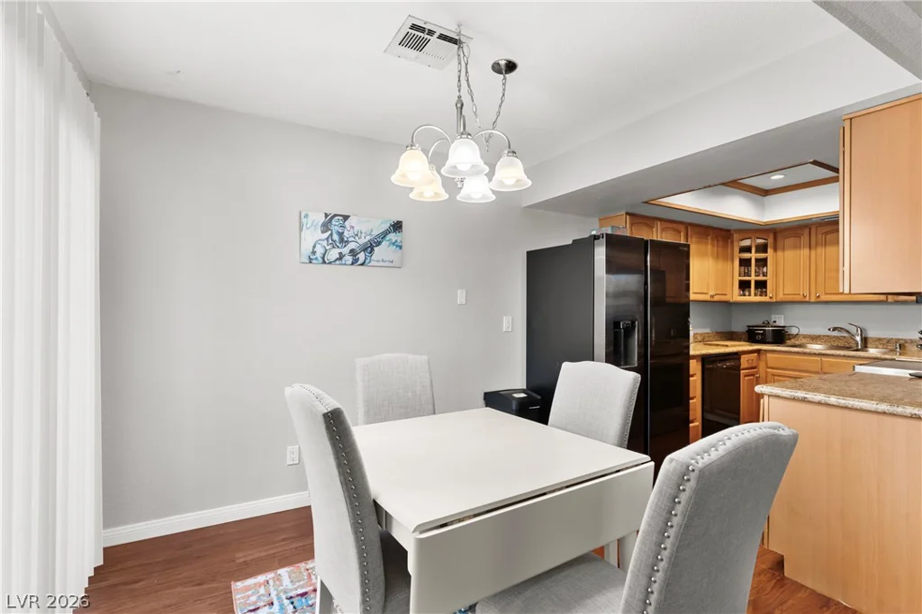 735 Apple Tree, Henderson, NV 89014