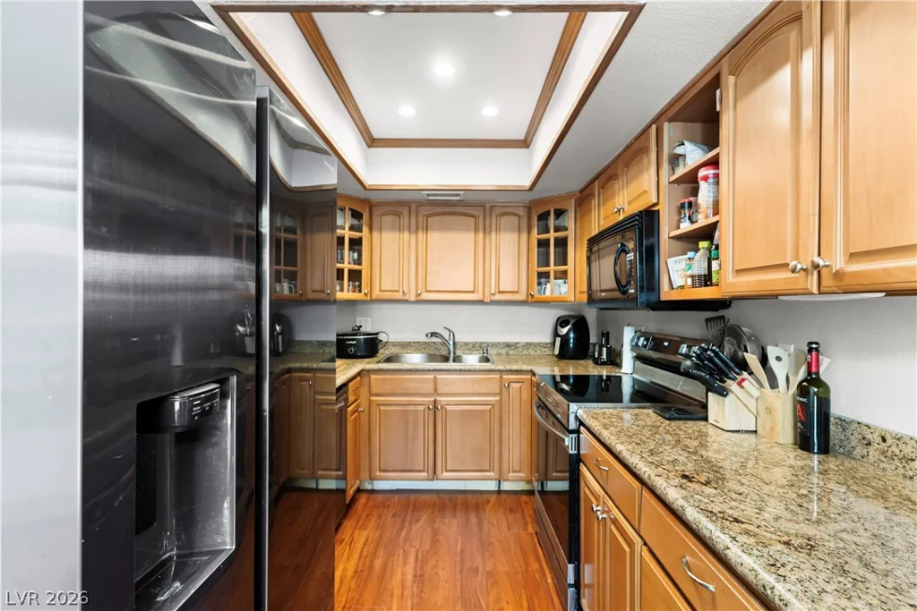 735 Apple Tree, Henderson, NV 89014