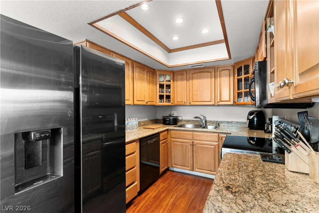 735 Apple Tree, Henderson, NV 89014