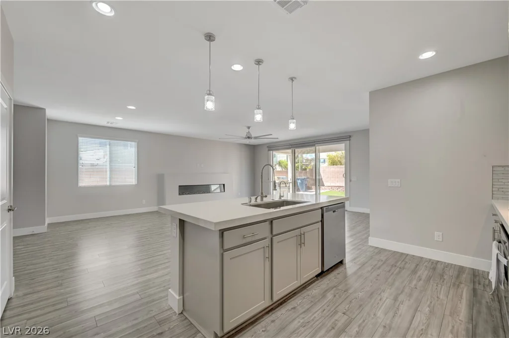 1830 Butterfly Colony, North Las Vegas, NV 89031