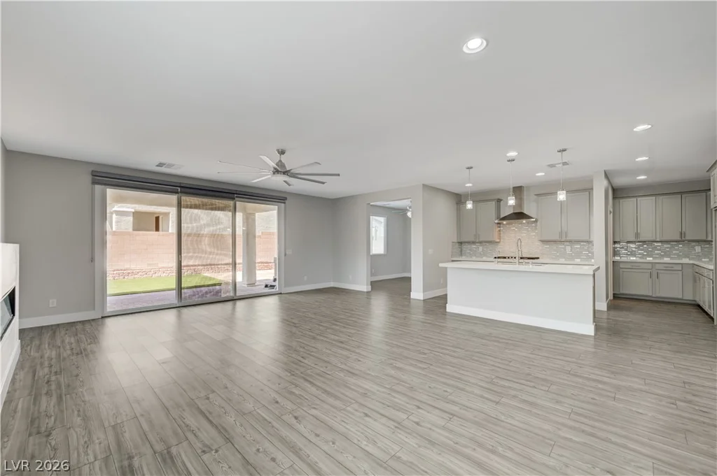 1830 Butterfly Colony, North Las Vegas, NV 89031
