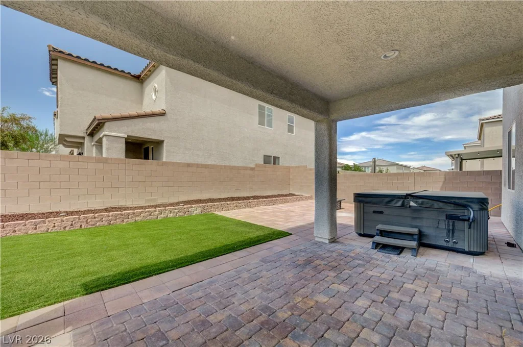 1830 Butterfly Colony, North Las Vegas, NV 89031