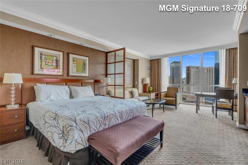 135 Harmon, Las Vegas, NV 89109