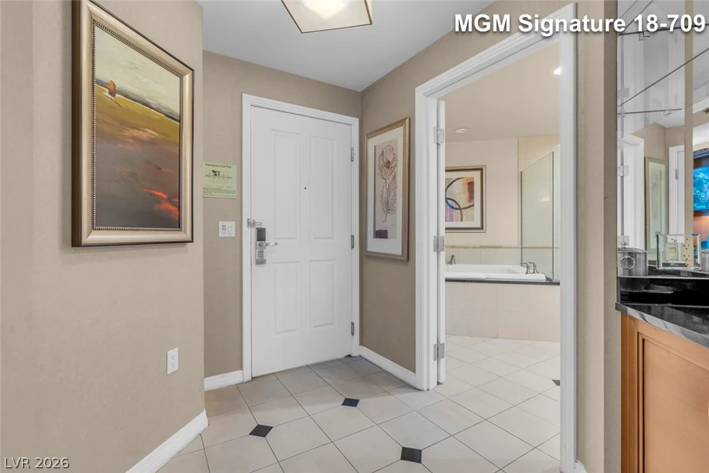 135 Harmon, Las Vegas, NV 89109
