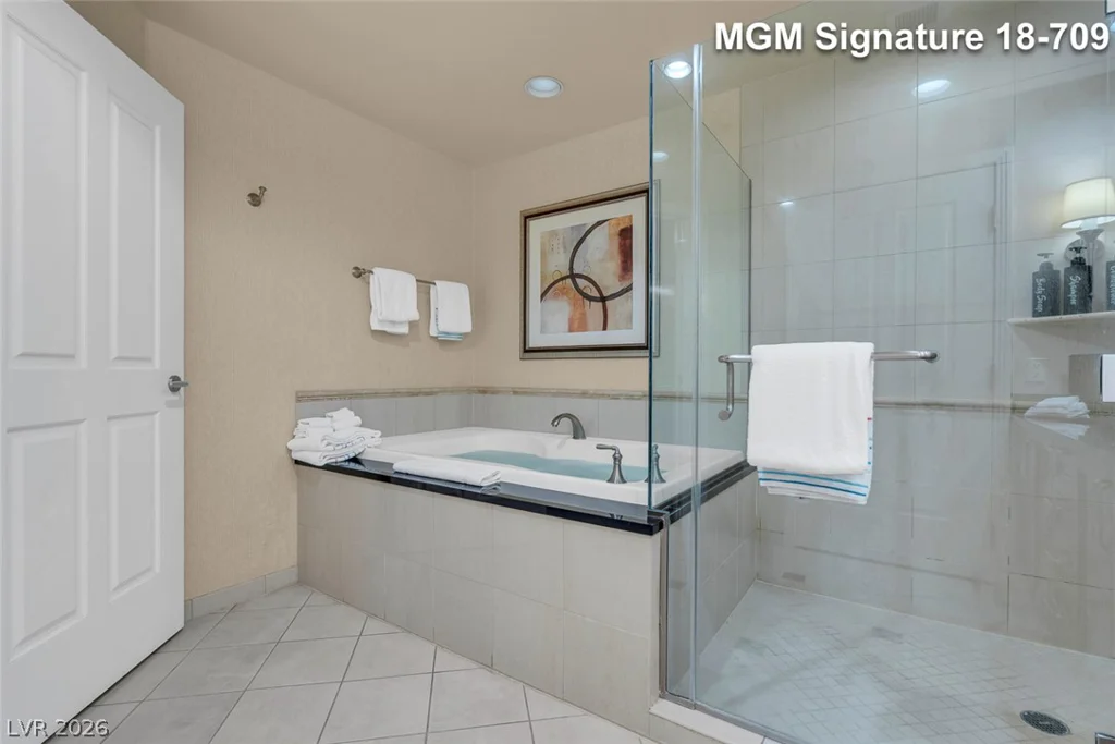 135 Harmon, Las Vegas, NV 89109