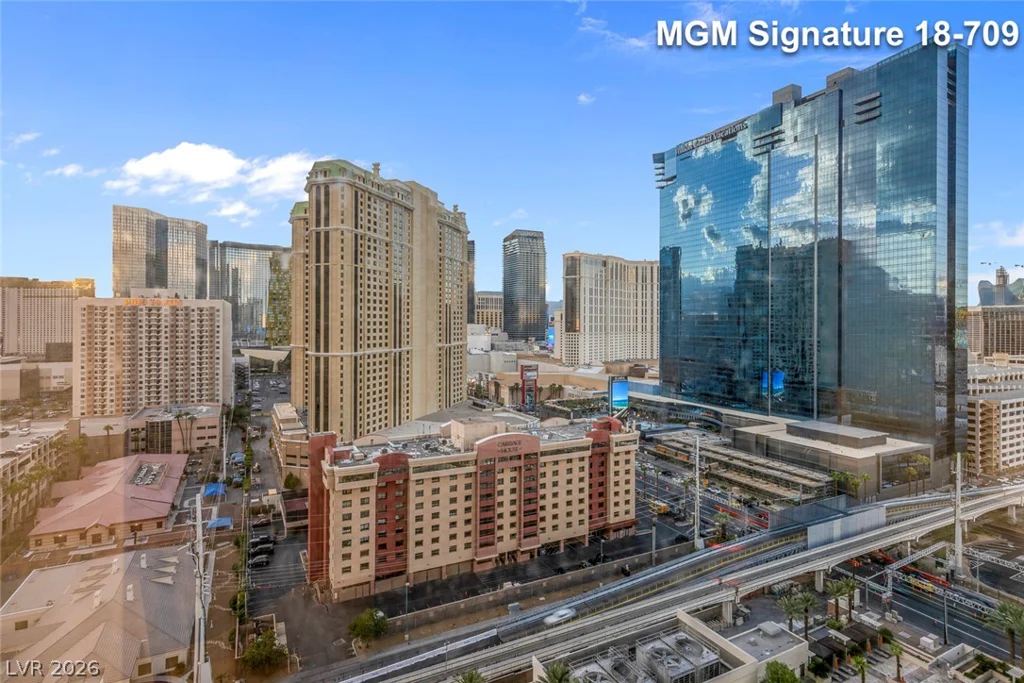 135 Harmon, Las Vegas, NV 89109