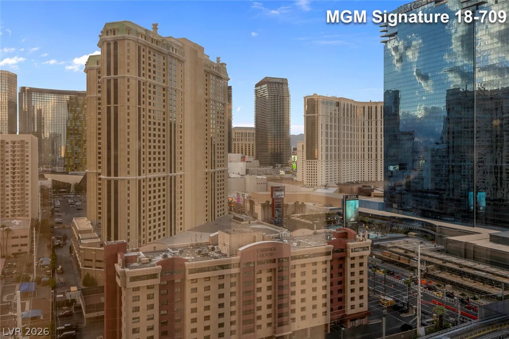 135 Harmon, Las Vegas, NV 89109