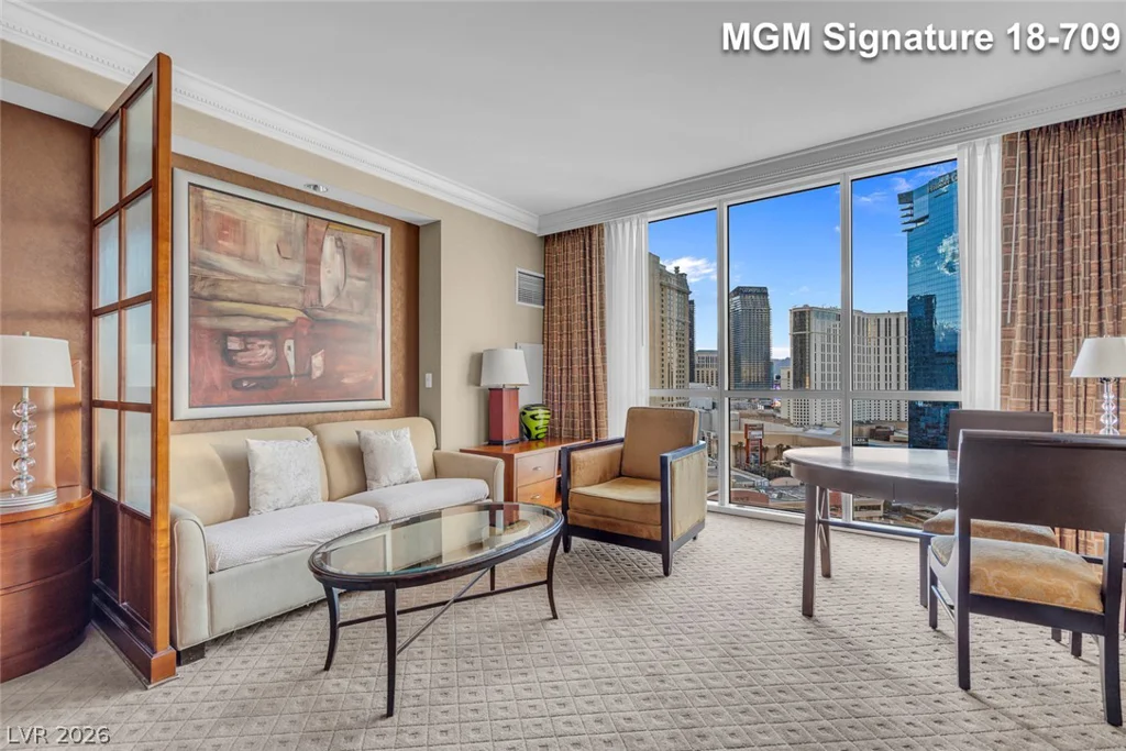 135 Harmon, Las Vegas, NV 89109