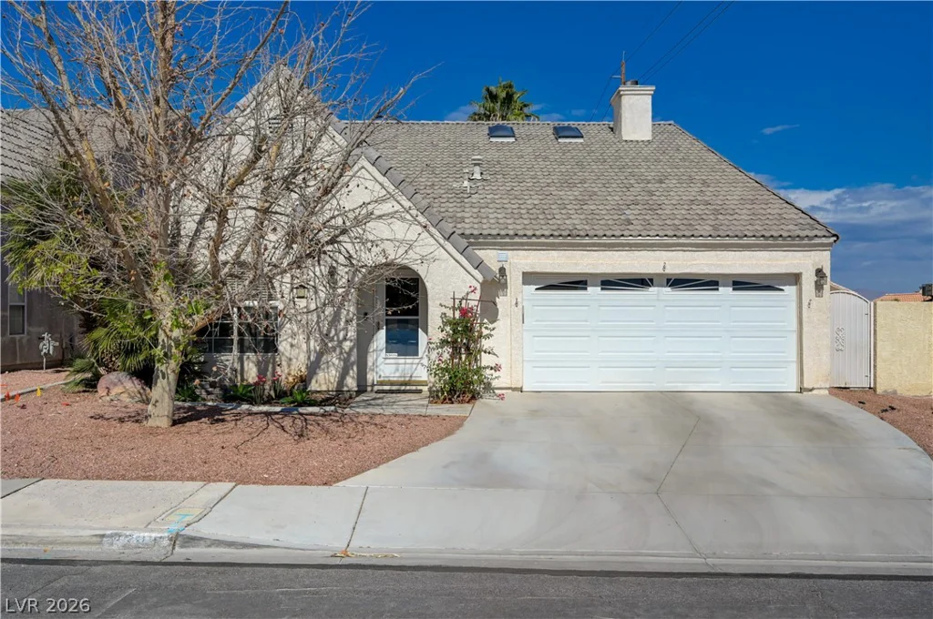8300 Hatteras, Las Vegas, NV 89145