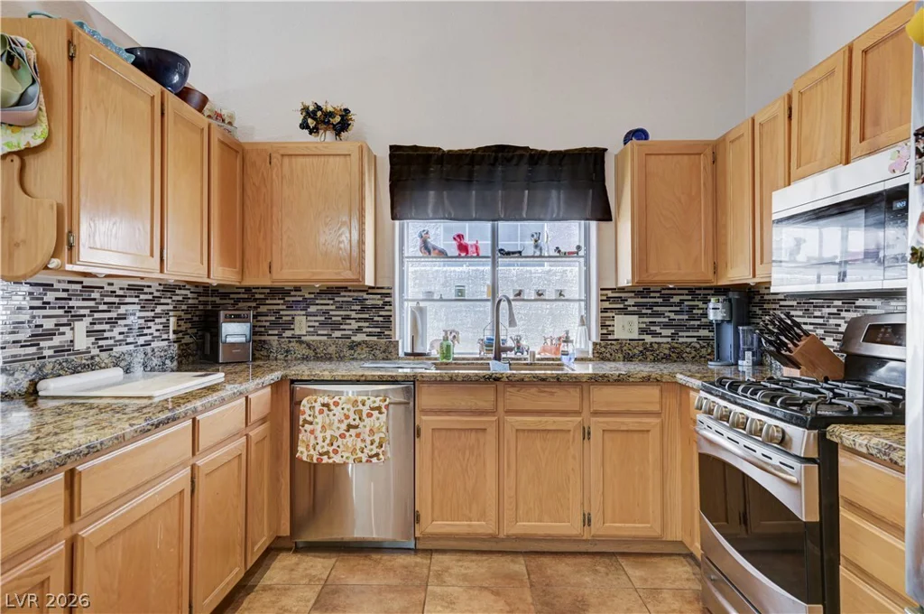 8300 Hatteras, Las Vegas, NV 89145