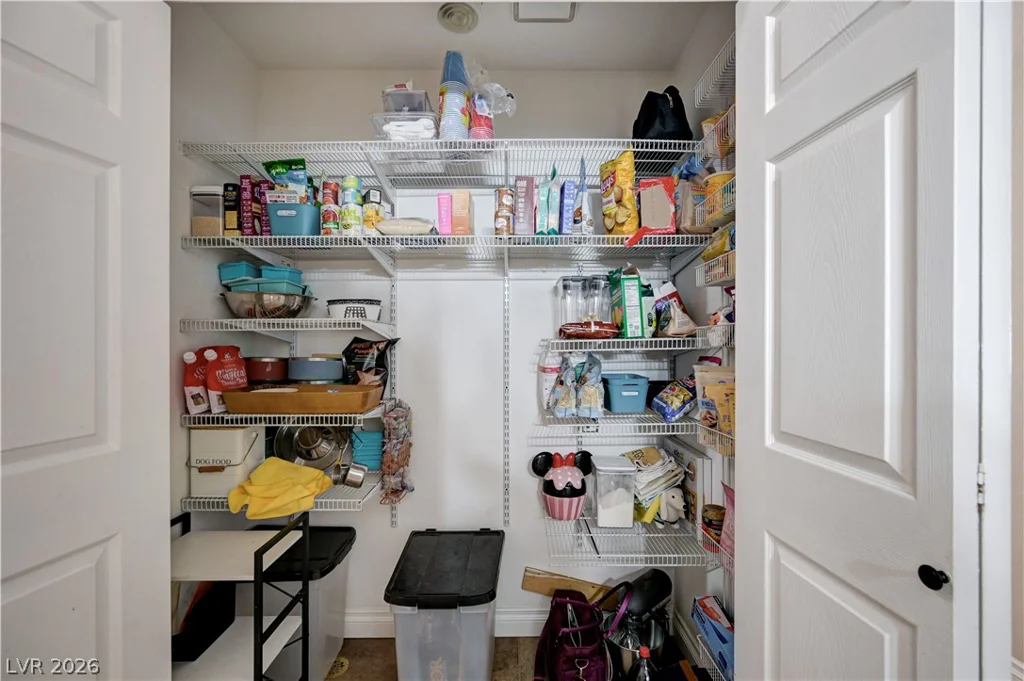 8300 Hatteras, Las Vegas, NV 89145