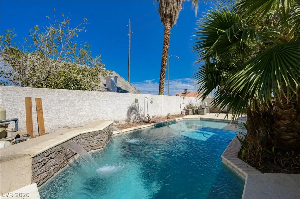 8300 Hatteras, Las Vegas, NV 89145