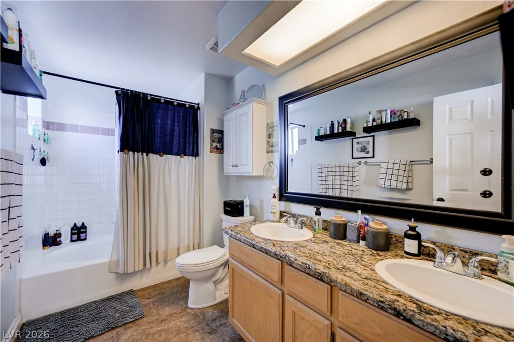8300 Hatteras, Las Vegas, NV 89145