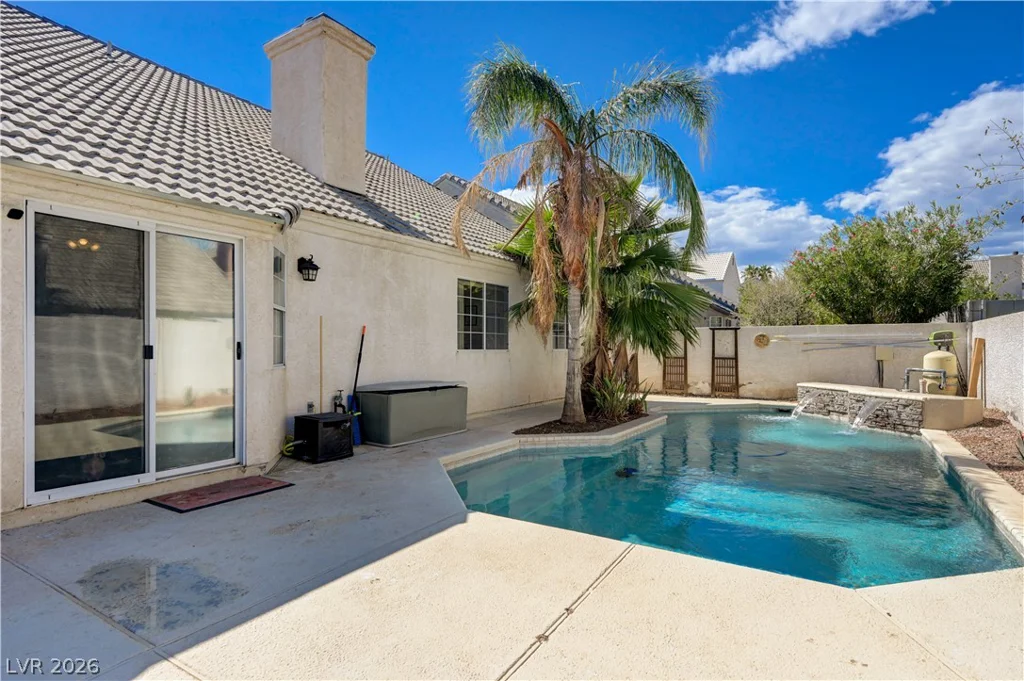 8300 Hatteras, Las Vegas, NV 89145