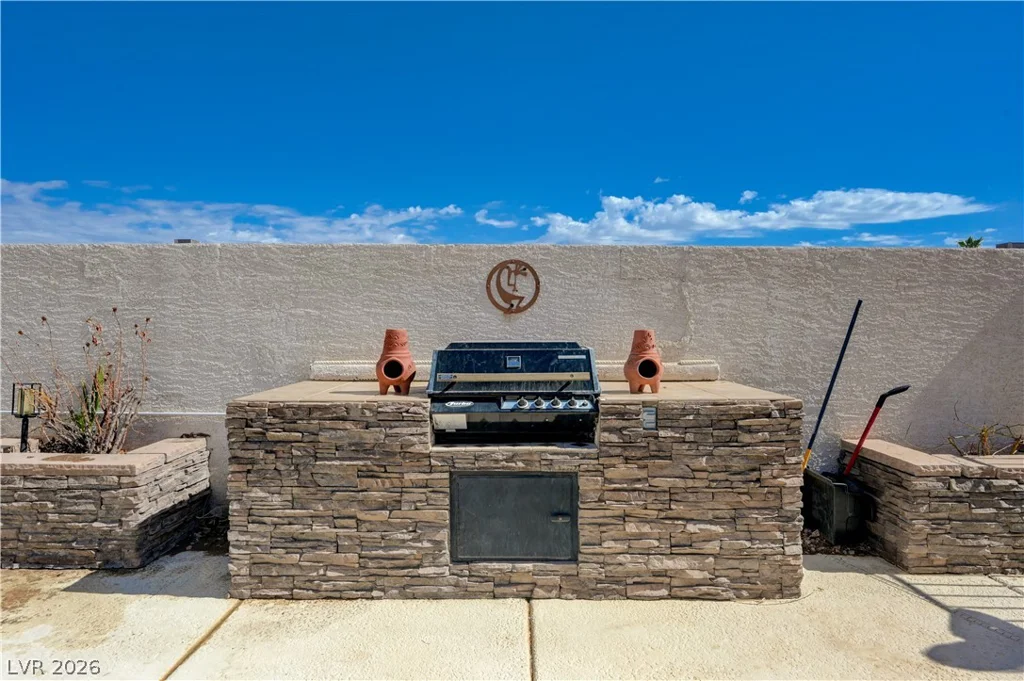 8300 Hatteras, Las Vegas, NV 89145