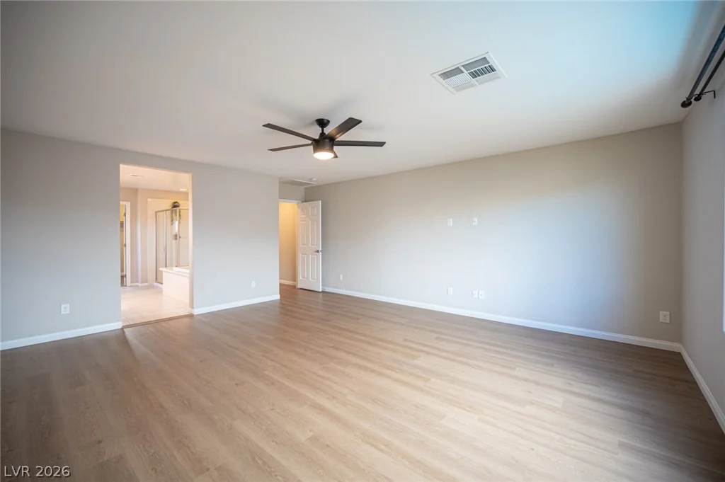 5560 Honey Creek Avenue, Las Vegas, NV 89131