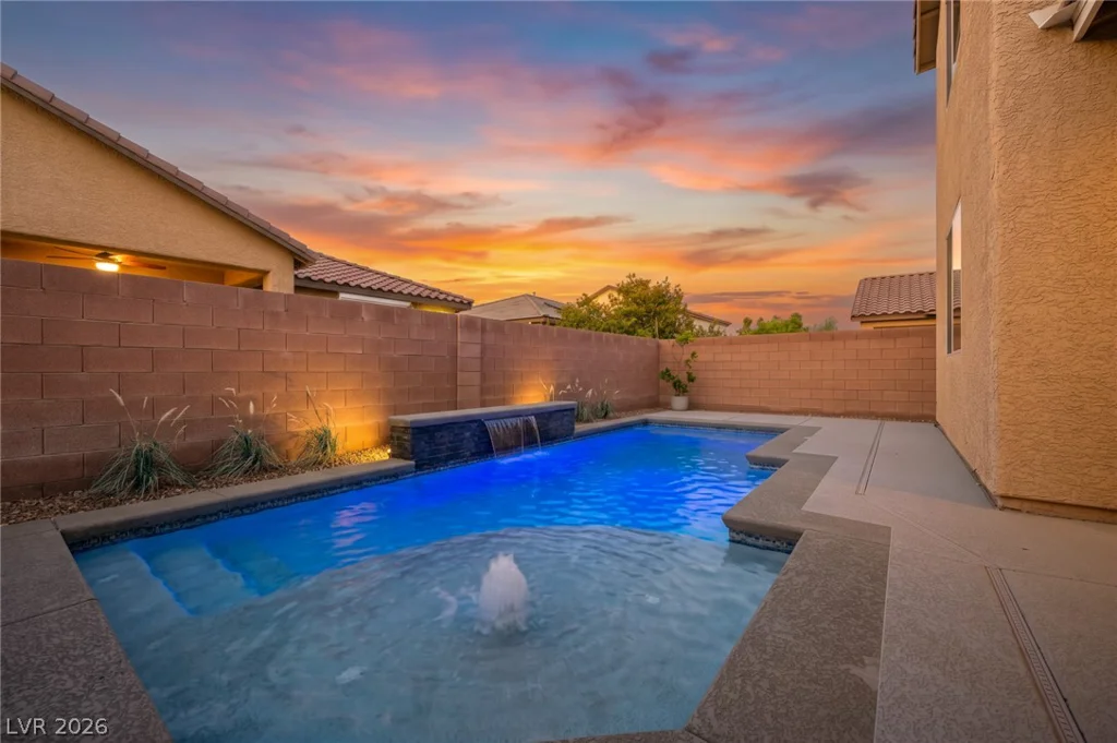 5560 Honey Creek Avenue, Las Vegas, NV 89131