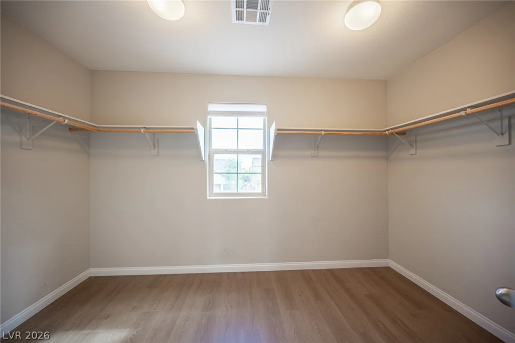 5560 Honey Creek Avenue, Las Vegas, NV 89131