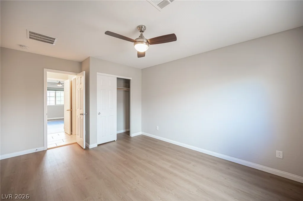 5560 Honey Creek Avenue, Las Vegas, NV 89131