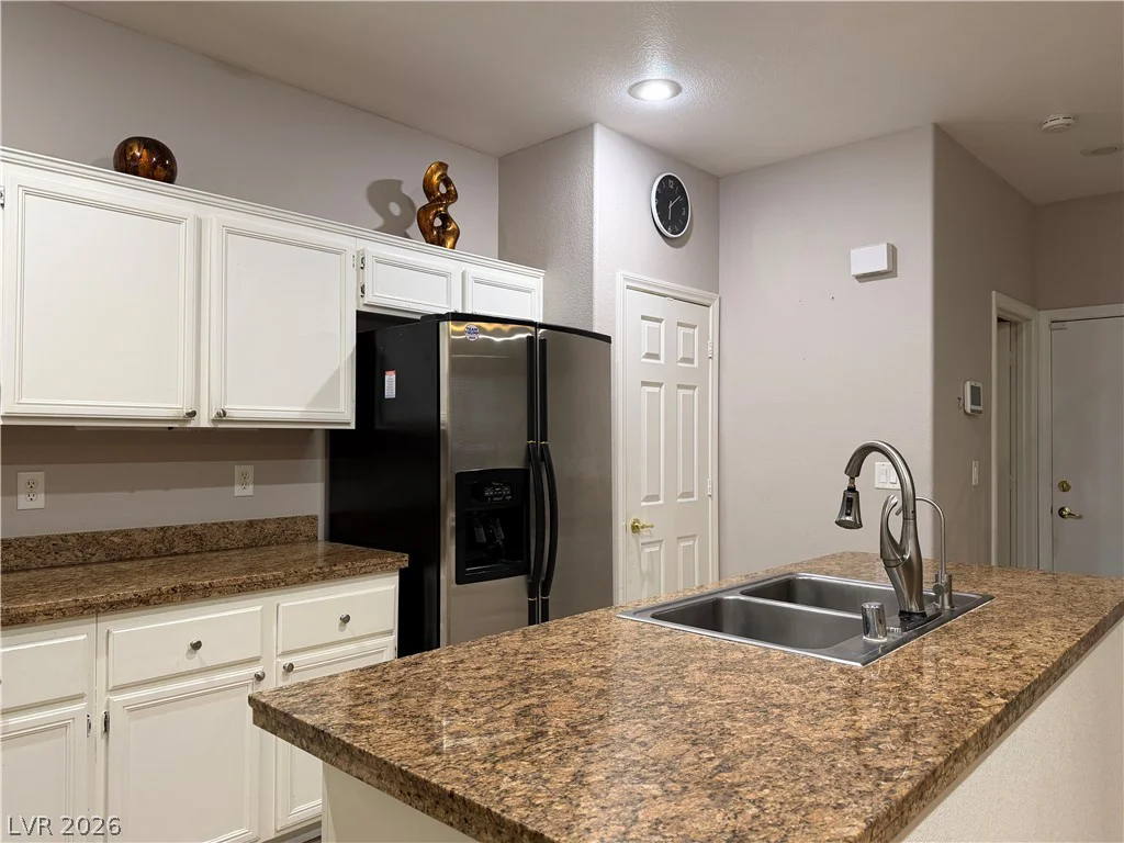 8345 Palace Heights, Las Vegas, NV 89117