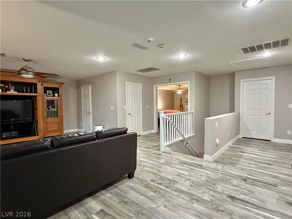 8345 Palace Heights, Las Vegas, NV 89117