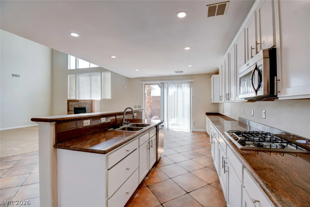 827 Wintera, Henderson, NV 89015