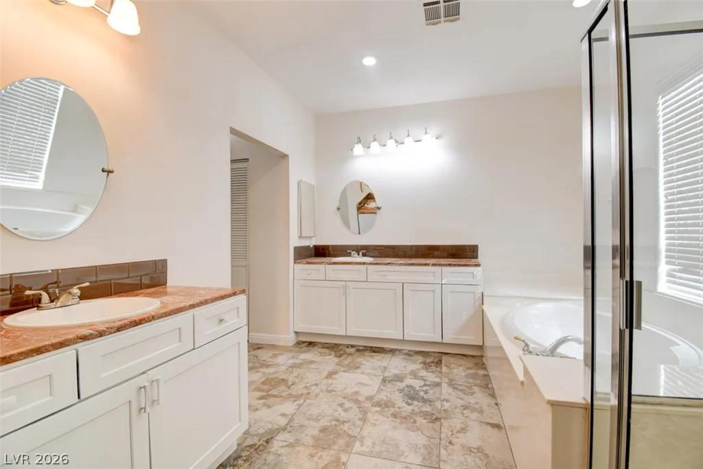 827 Wintera, Henderson, NV 89015
