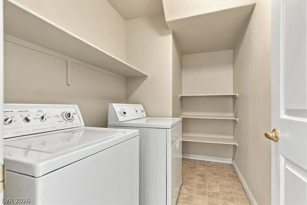 8835 Traveling Breeze, Las Vegas, NV 89178