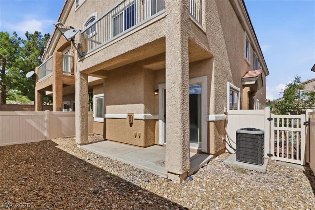 8835 Traveling Breeze, Las Vegas, NV 89178