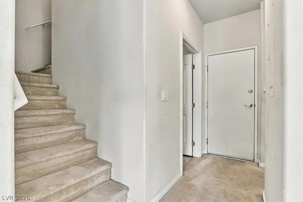 8835 Traveling Breeze, Las Vegas, NV 89178