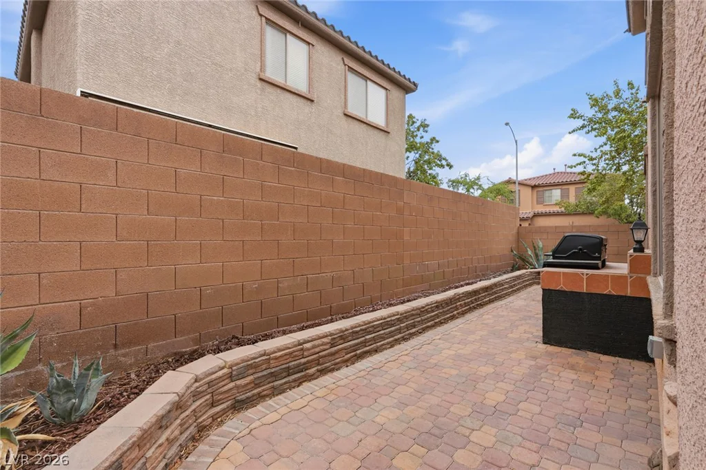 9017 Castledowns, Las Vegas, NV 89148