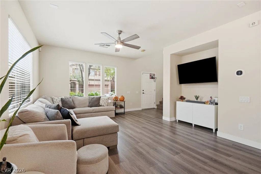 9017 Castledowns, Las Vegas, NV 89148