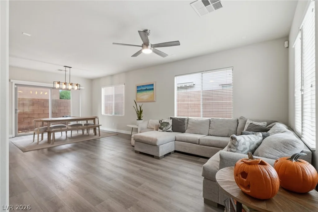 9017 Castledowns, Las Vegas, NV 89148