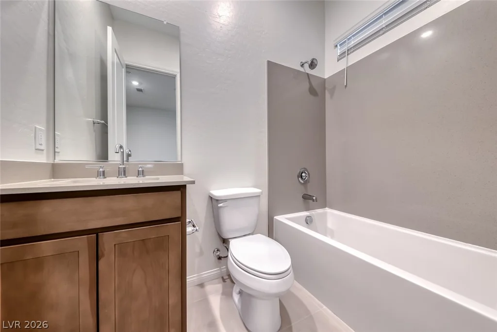 560 Preston Oak, Las Vegas, NV 89138