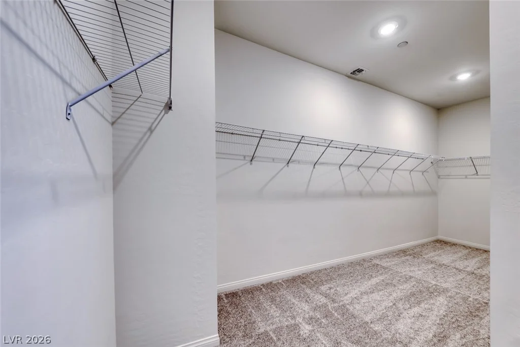 560 Preston Oak, Las Vegas, NV 89138