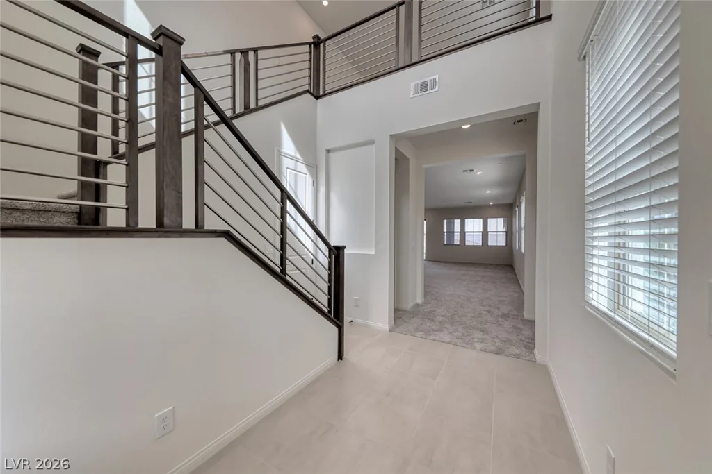 560 Preston Oak, Las Vegas, NV 89138