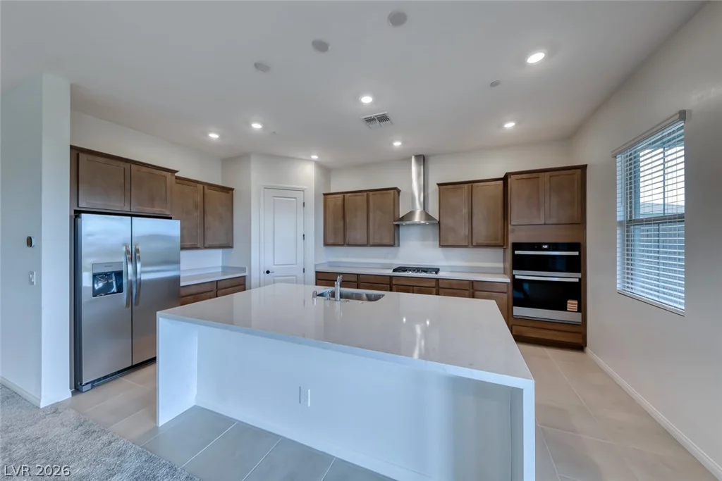 560 Preston Oak, Las Vegas, NV 89138