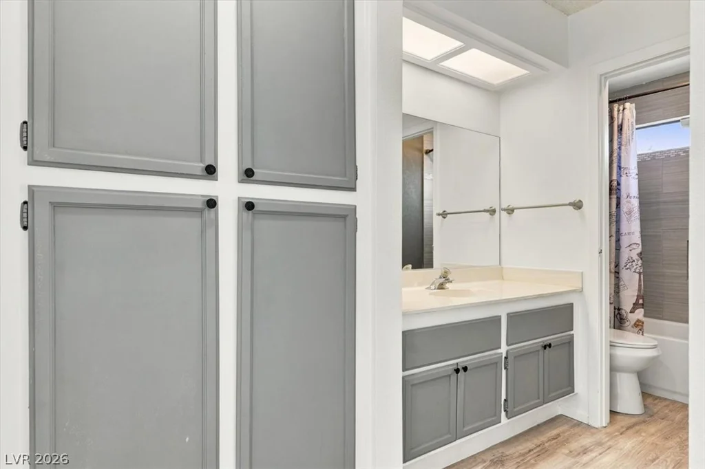 505 Sheffield, Henderson, NV 89014