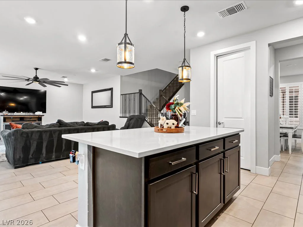 6521 Castalnova Bend, Las Vegas, NV 89166