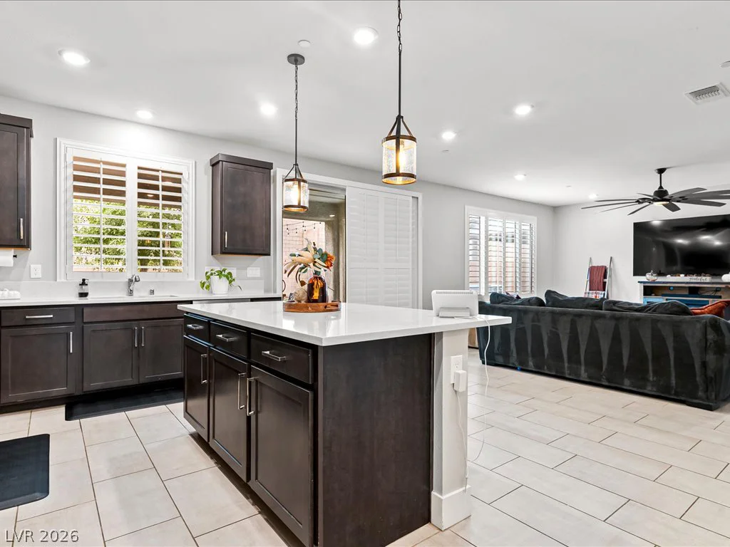 6521 Castalnova Bend, Las Vegas, NV 89166