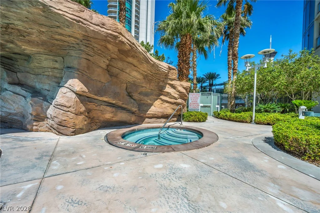 322 Karen, Las Vegas, NV 89109