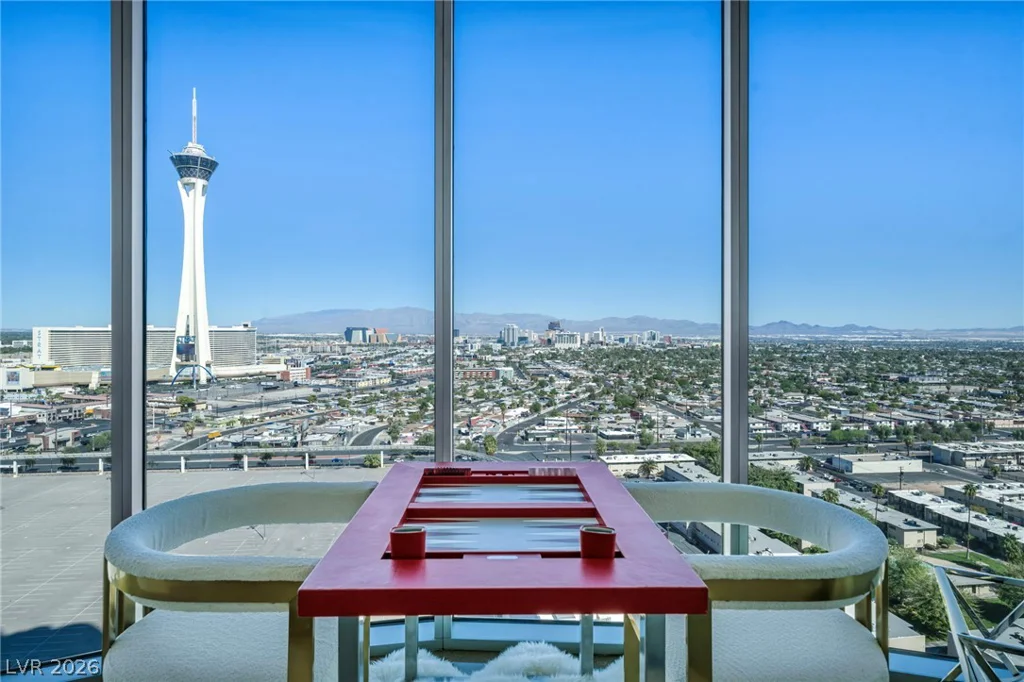 322 Karen, Las Vegas, NV 89109