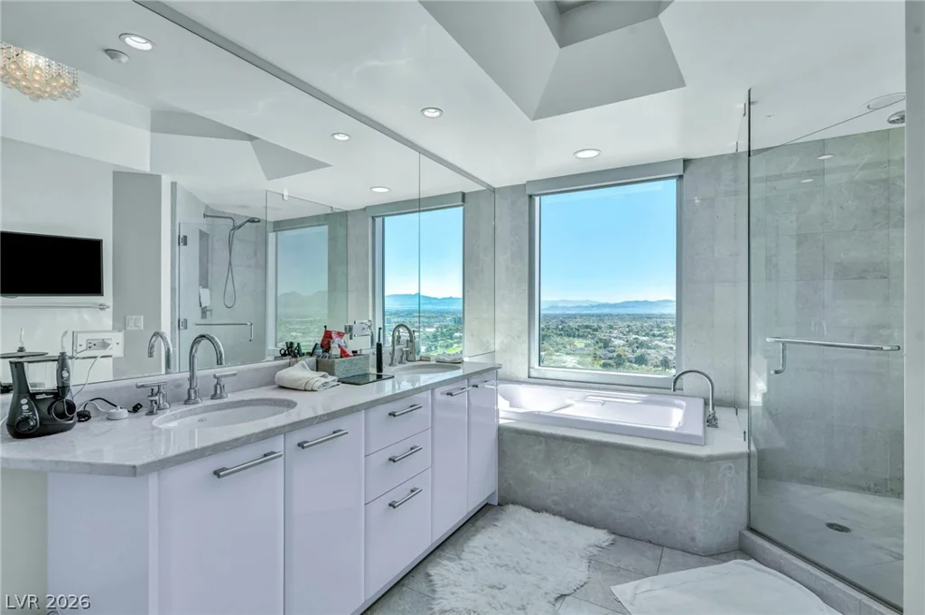 322 Karen, Las Vegas, NV 89109