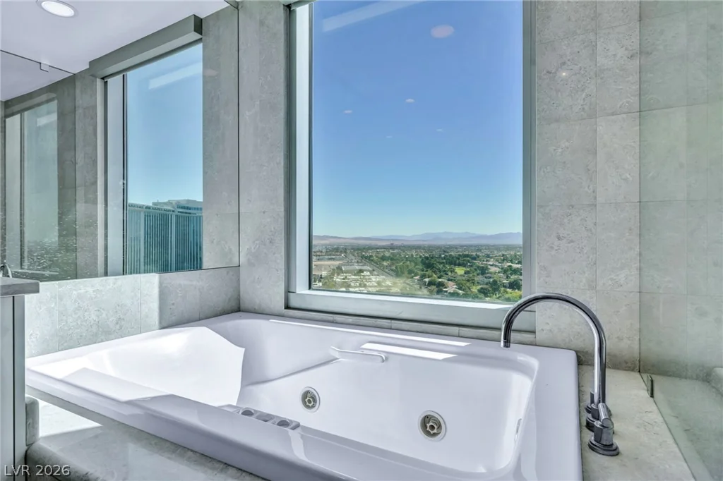 322 Karen, Las Vegas, NV 89109