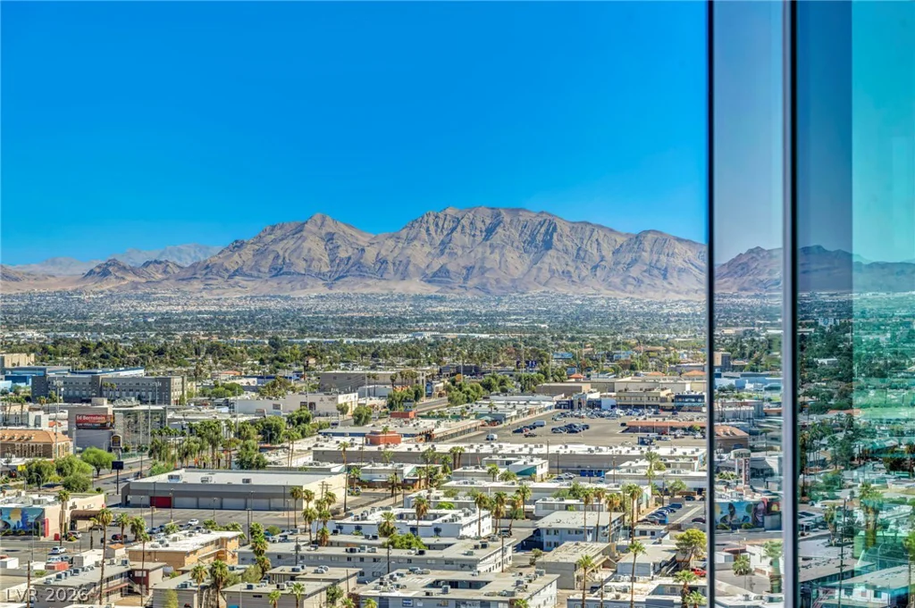 322 Karen, Las Vegas, NV 89109